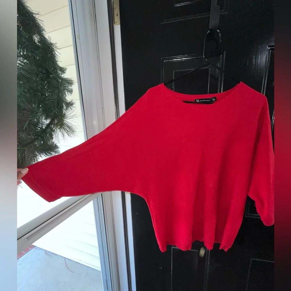 LIKE NEW New York & Company Batwing Sweater - Size: L - Color: Red